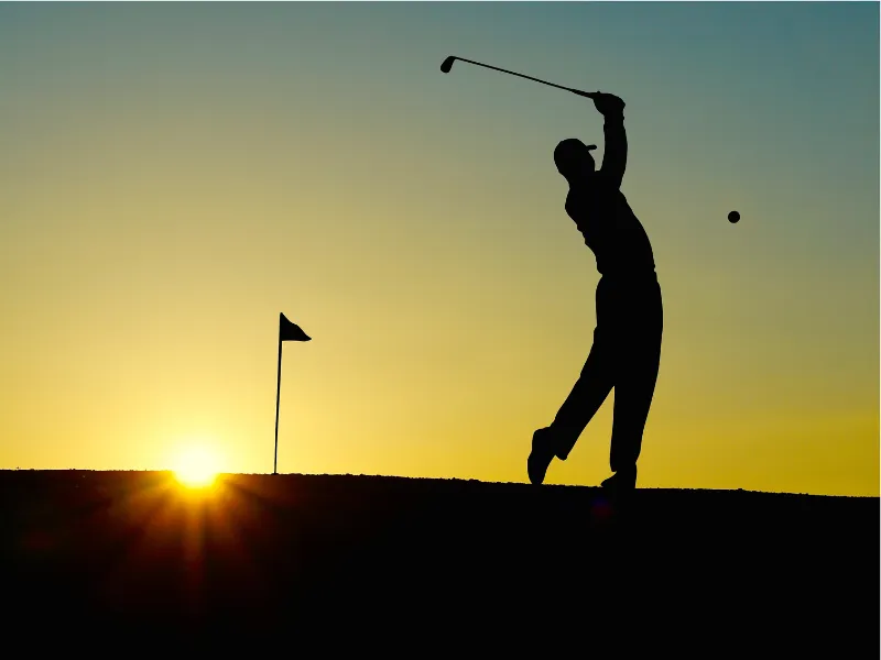 Golf-lyönti.